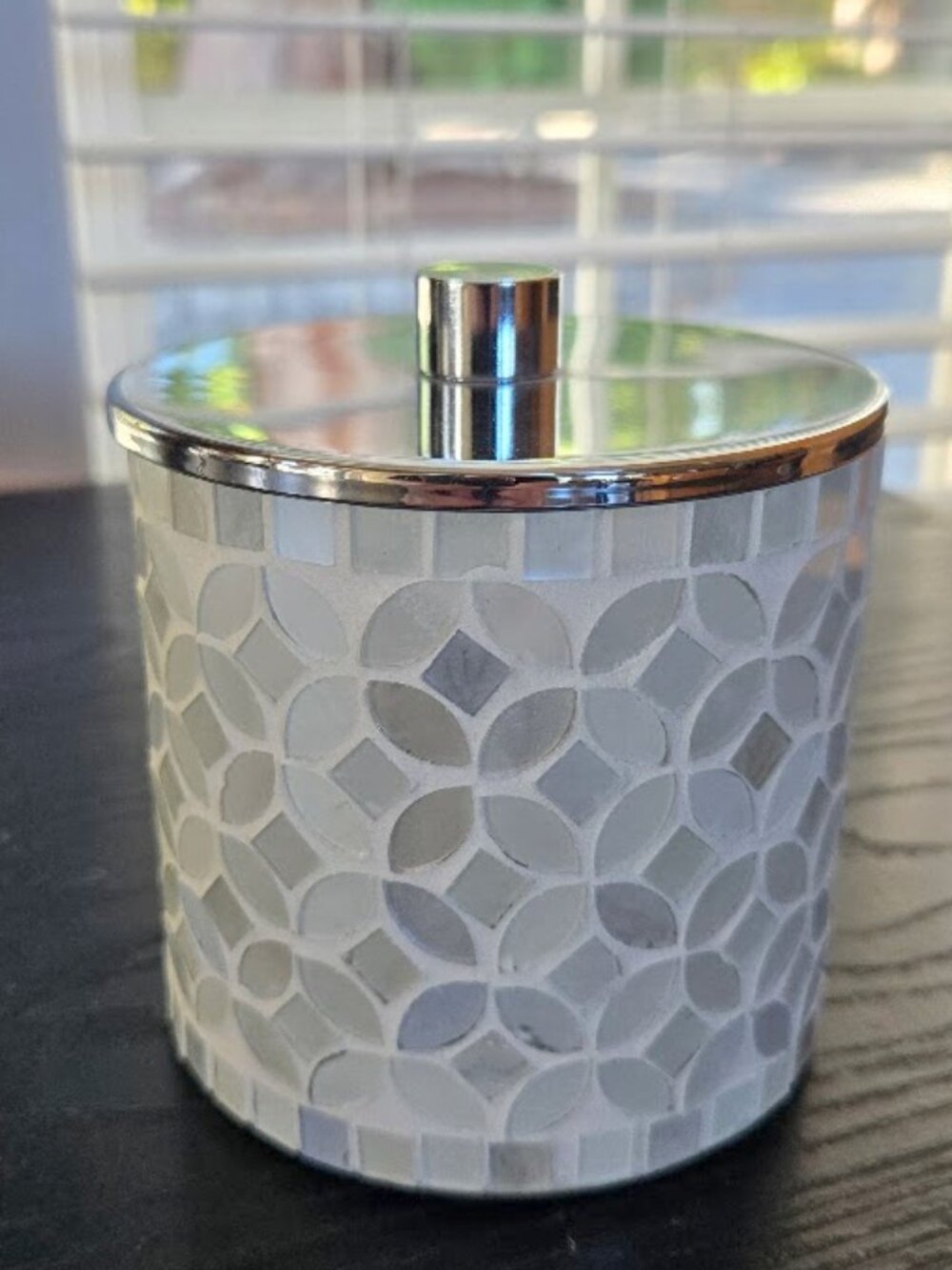 Esme cotton/powder room crackled mosaic ivory glass jar